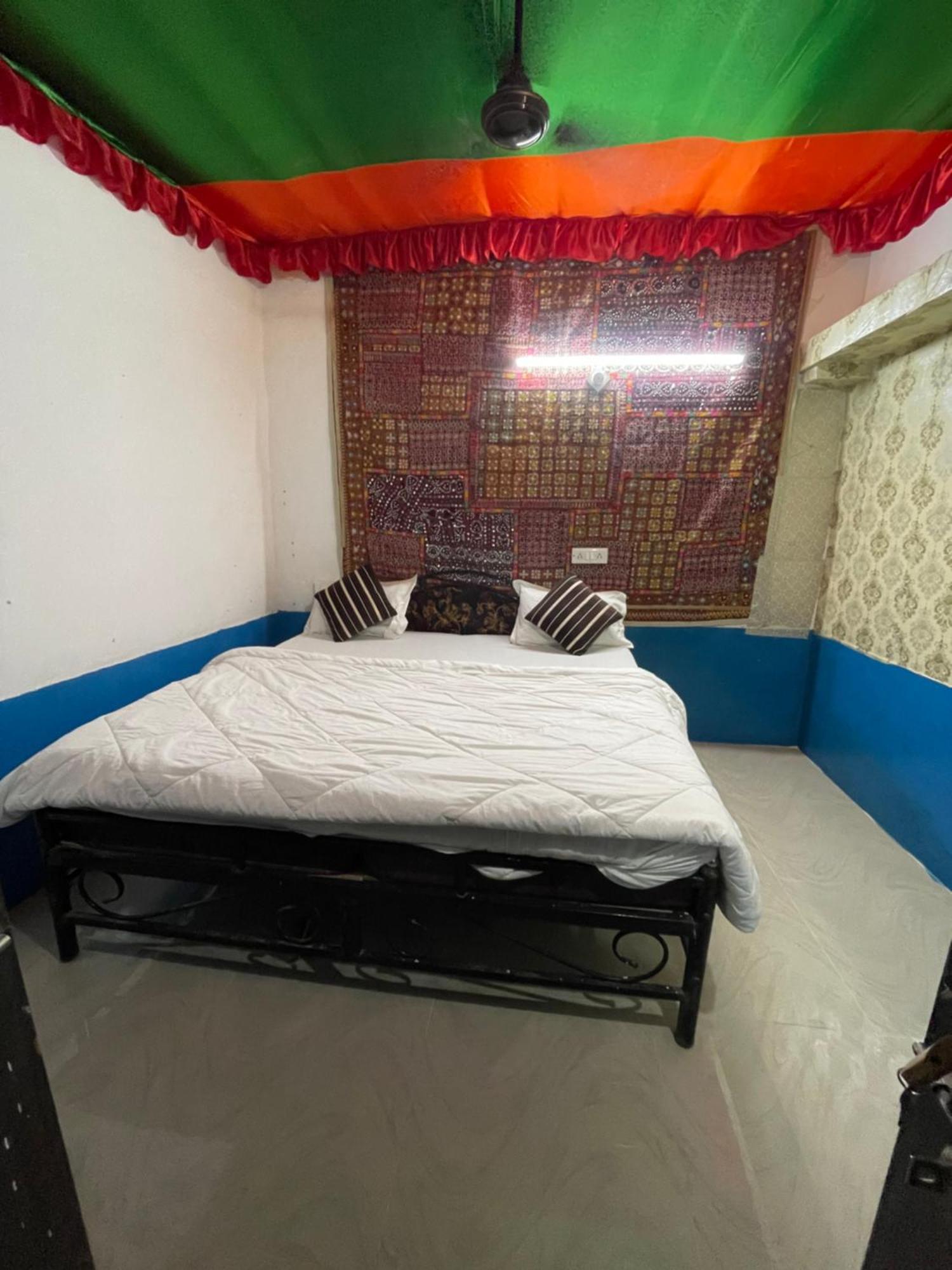 Mirvana Guest House & Camel Safari Jaisalmer Luaran gambar